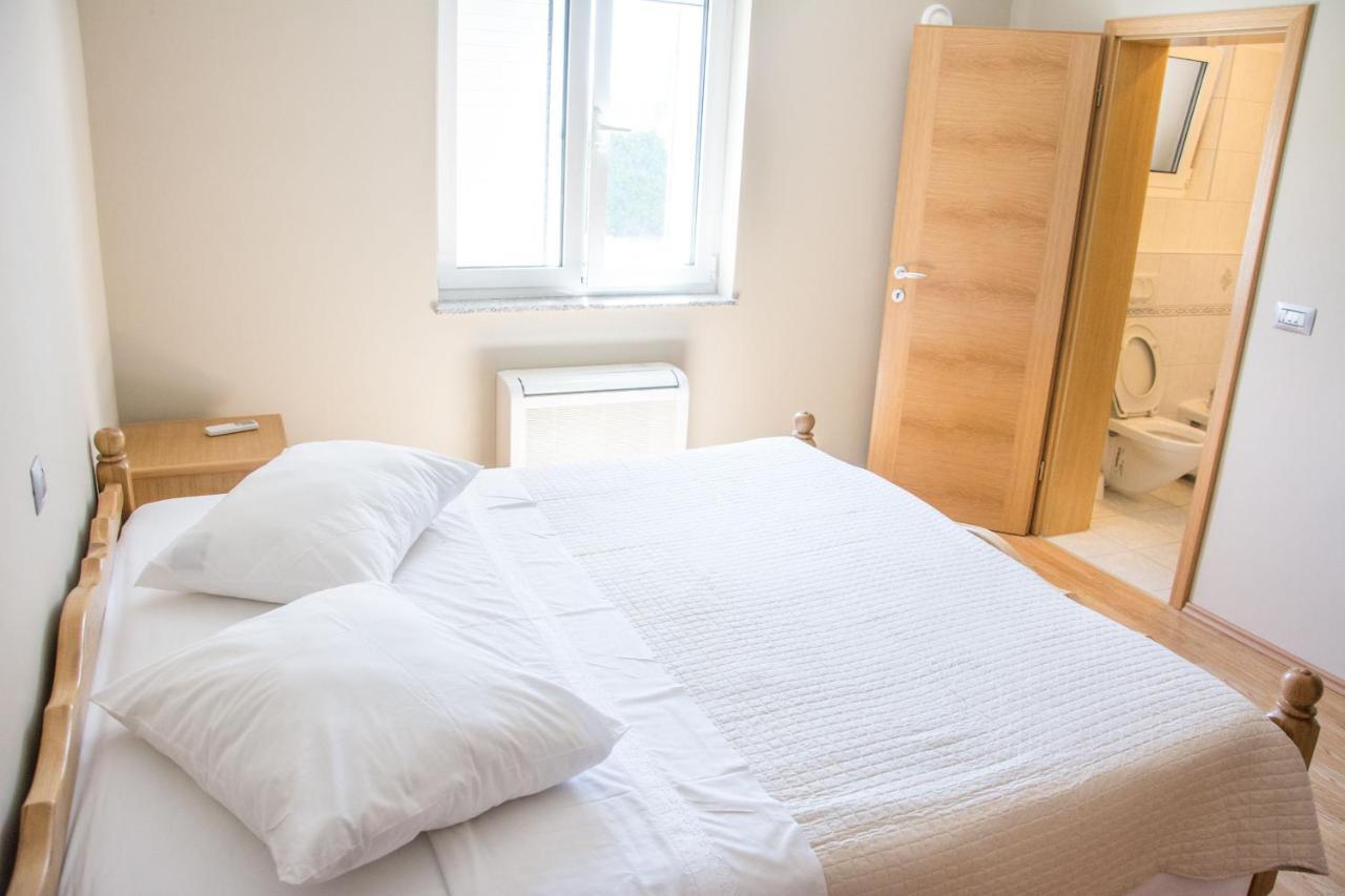 Apartments Citrine On The Beach Biograd Na Moru Εξωτερικό φωτογραφία