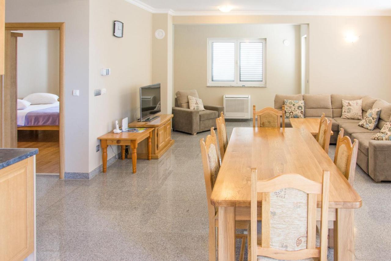 Apartments Citrine On The Beach Biograd Na Moru Εξωτερικό φωτογραφία
