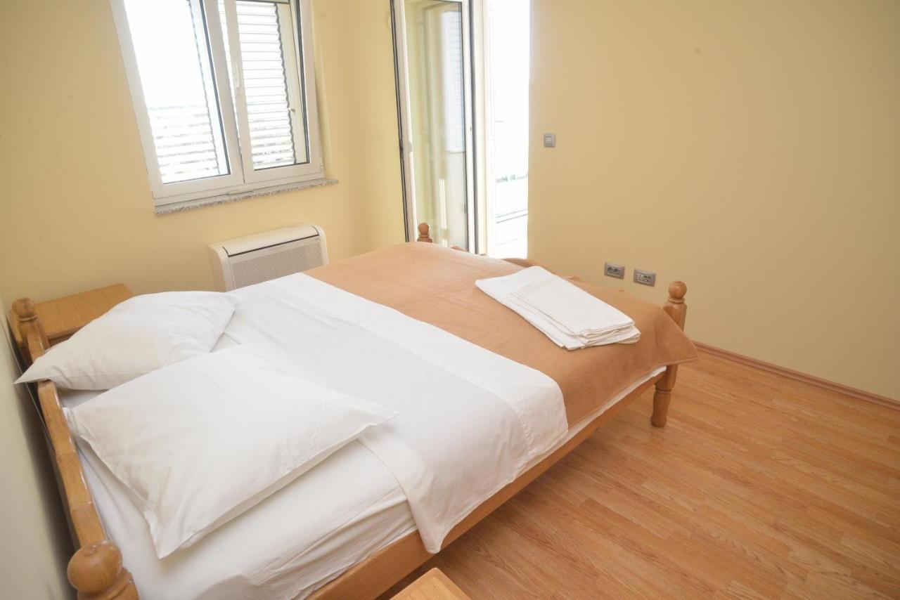 Apartments Citrine On The Beach Biograd Na Moru Εξωτερικό φωτογραφία